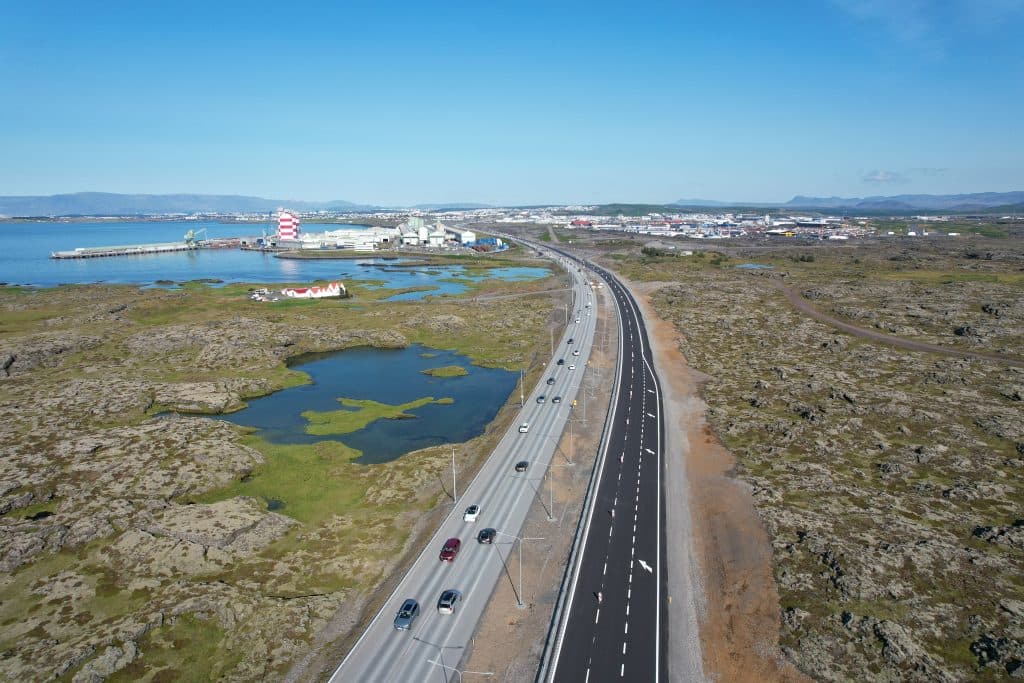 Reykjanesbrautin opnuð á undan áætlun